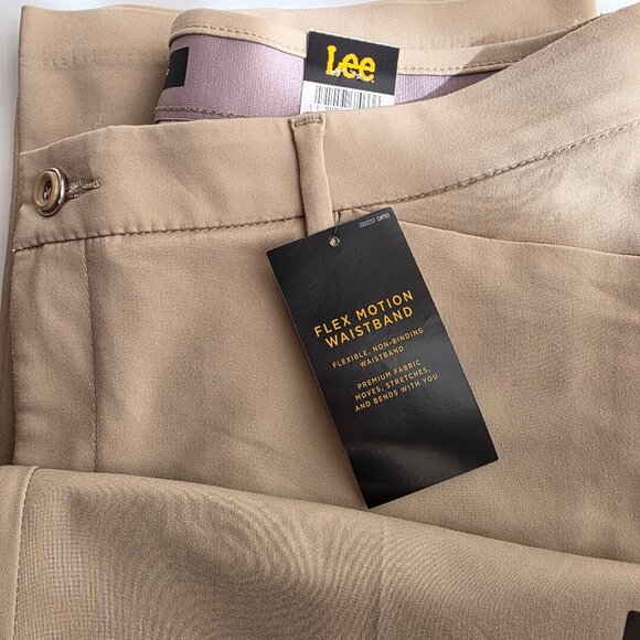 Lee Women's Ultra Lux Comfort Pant Flex Motion Waistband Khaki 14 Short NWT - Picture 3 of 6